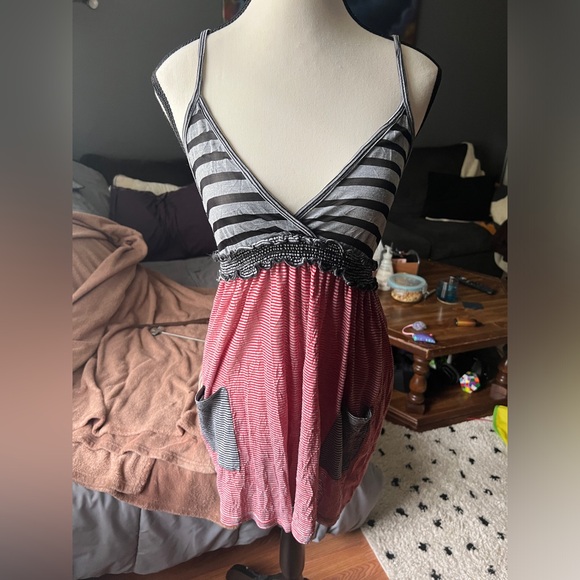 Red and Black Striped Summer Dress - Picture 3 of 9